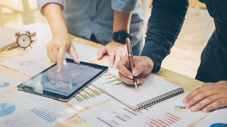 Como criar pesquisas de mercado para startups